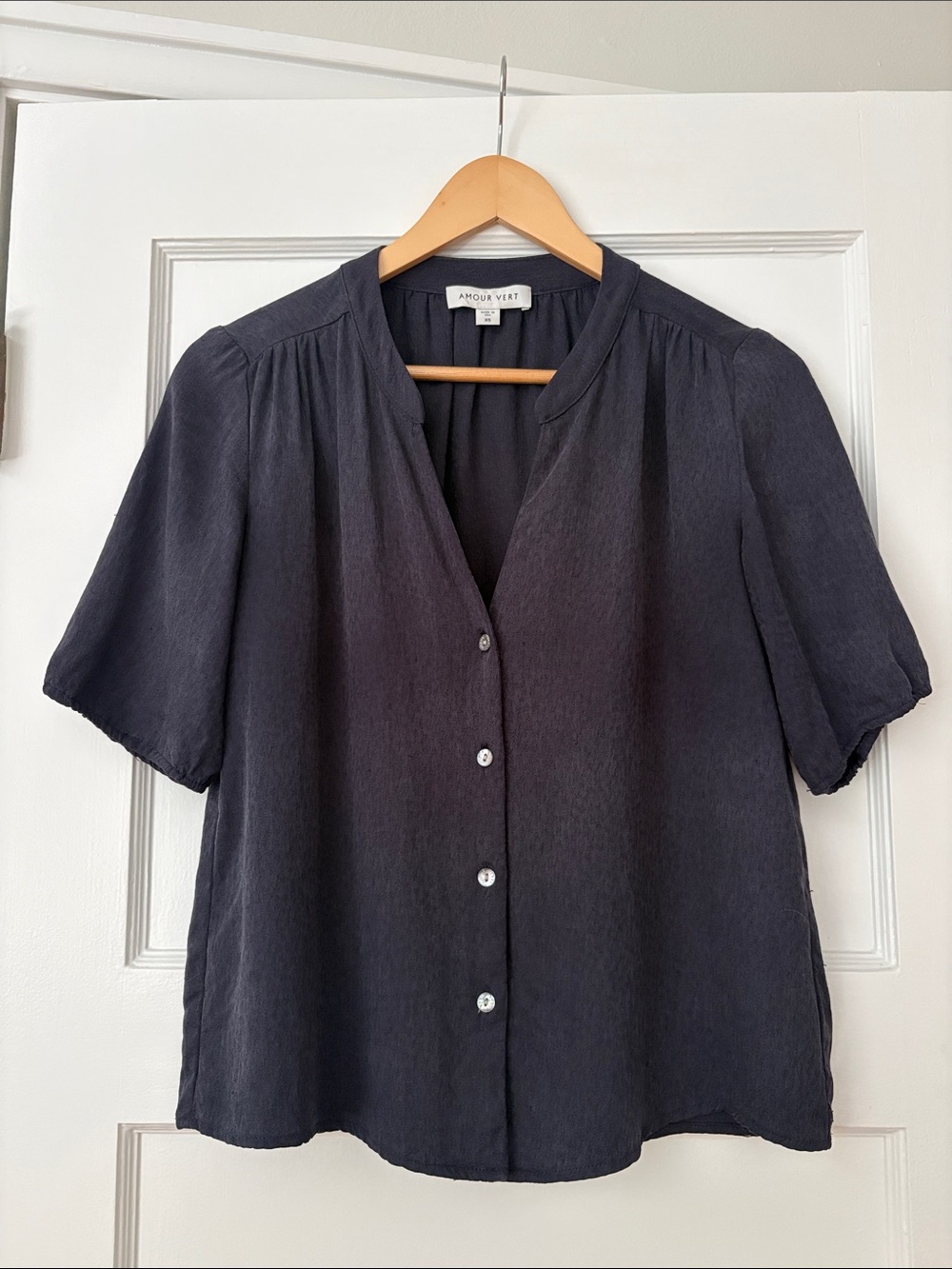 Amour Vert short sleeve button up blouse, navy, XS